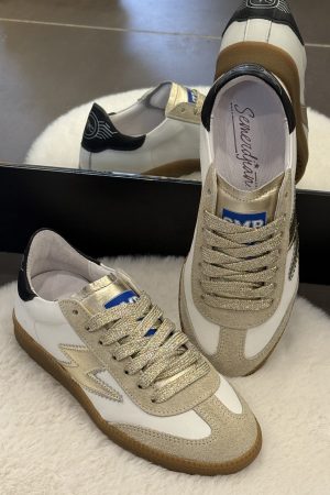 Découvrez la basket femme Semerdjian Emily D331 sneaker en cuir chic et confortable, idéale au quotidien. Disponible chez Euridys Chaussures