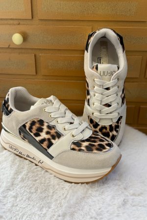 Offrez à vos clientes une paire de sneakers qui allie style, confort et originalité avec les Liu Jo Maxi Wonder imprimé léopard, un must-have de la saison.