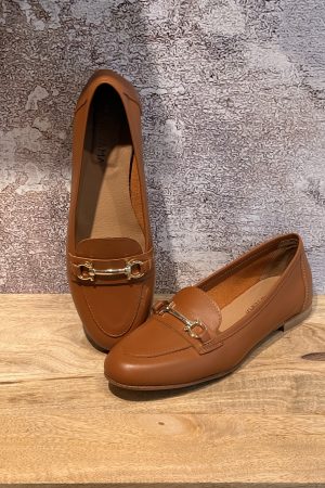 Craquez pour le mocassin en cuir de la Marque Paoyama avec le modèle intemporel Alice. A découvrir sur le site ou en boutique au 9b Rue Jéhenne, Arcachon
