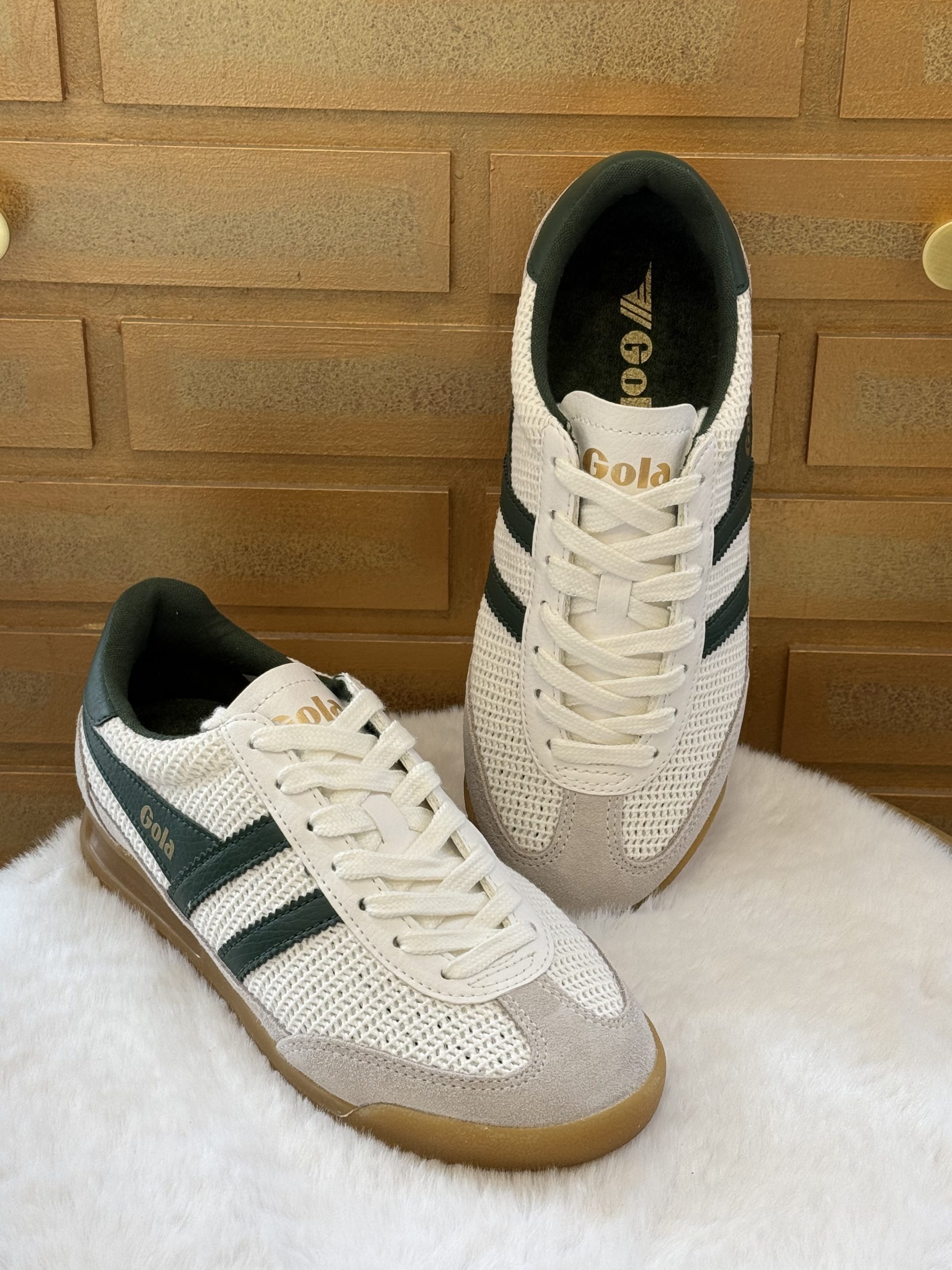 Basket femme Gola Tornado Zephyr verte et blanche, sneaker rétro tendance et confortable pour un usage quotidien