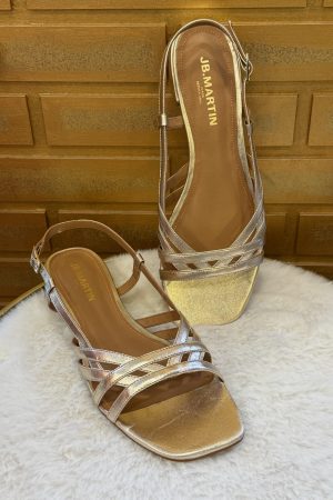 Découvrez les sandales femme JB Martin Dahlia en cuir doré, élégantes et lumineuses pour l’été. Disponibles chez Euridys Chaussures à Arcachon.