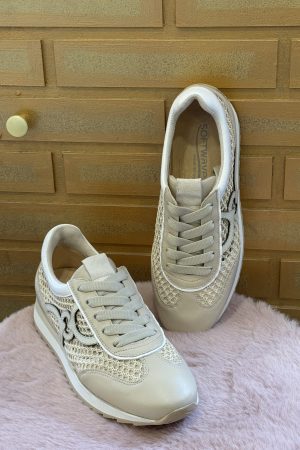 Découvrez la basket femme Softwaves Dakota en cuir coconut, élégante et confortable pour le quotidien. Disponible chez Euridys Chaussures à Arcachon.