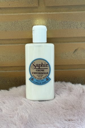 Découvrez la crème universelle Saphir pour cuir lisse et grainé, idéale pour nourrir, protéger et entretenir vos chaussures en cuir. Disponible chez Euridys Chaussures à Arcachon.