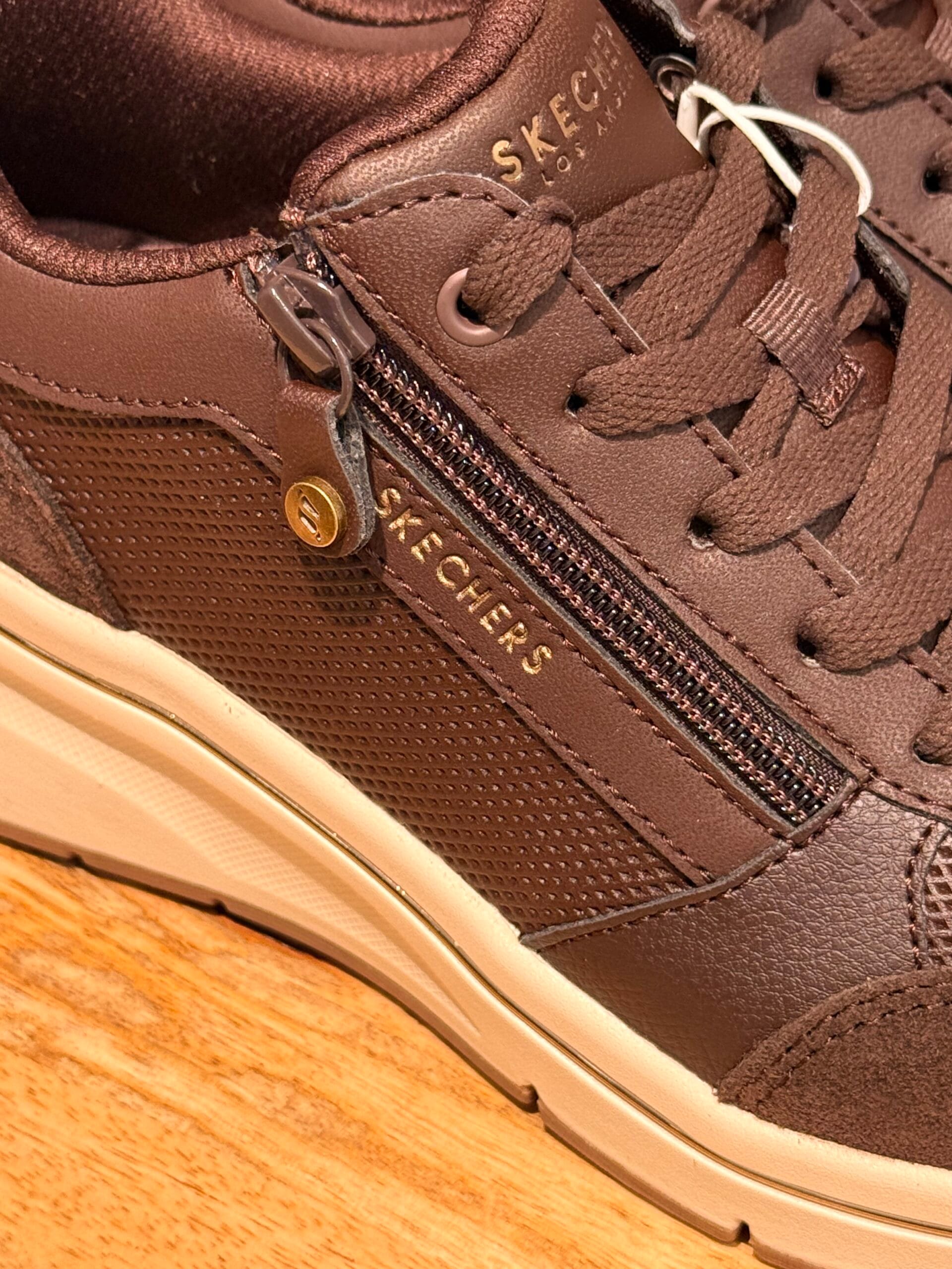 Basket Femme Billion Flex Luxe chocolat ou noir, Skechers-Confort & intemporel – Image 4